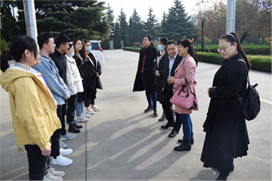 潍坊职业学院食品药品学院与乐鱼leyu（中国）公司“现代学徒制”校企业合作交流！